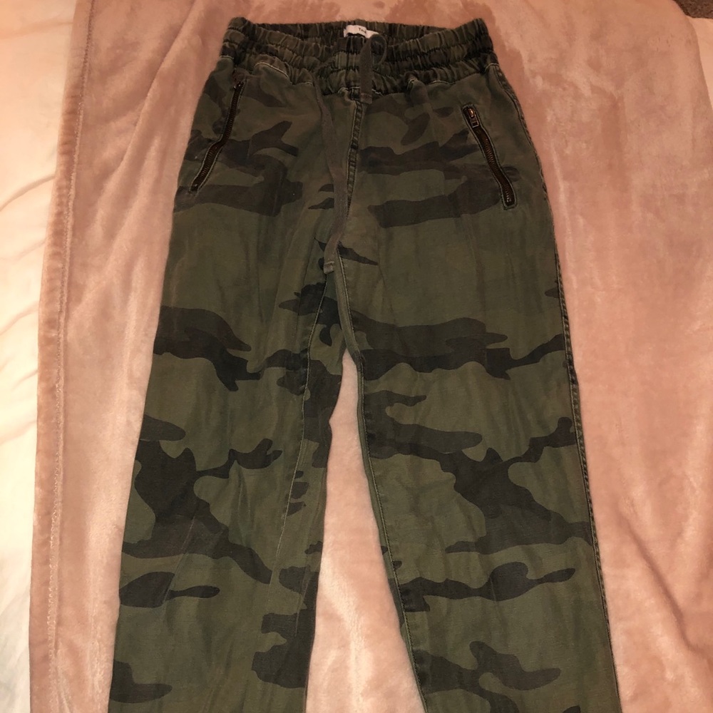 TNA aritzia camo pants